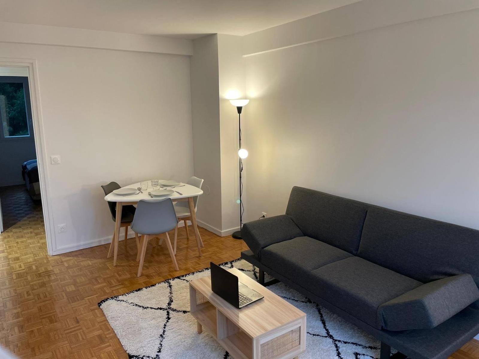 Appartamento 5 People/Paris-Cdg/France Stadium Bagnolet Esterno foto